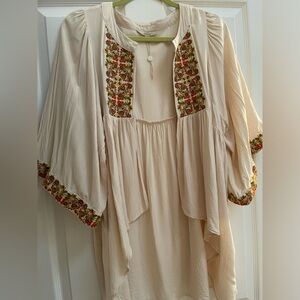 Chelsea & Violet High-Low Embroidered Ivory Boho Chic Kimono Sz. X-Large